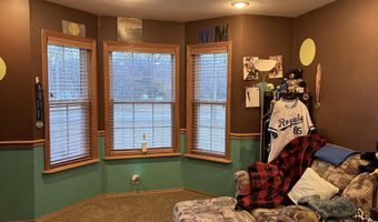 129 Riverview Dr, Anderson, MO 64831