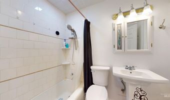 124 8th Ave N, Buhl, ID 83316