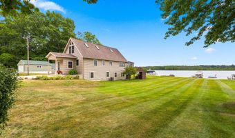 3235 Lakeview Dr, Allegan, MI 49010