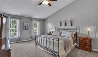 9107 Cherry Blossom Dr, Adams Twp., PA 16046