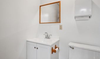 2721 SW 30th St, Des Moines, IA 50321