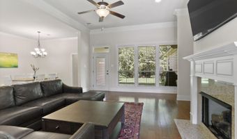 8241 Valencia Ct, Baton Rouge, LA 70820