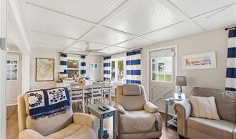 44 Highbank Ave, North Kingstown, RI 02852