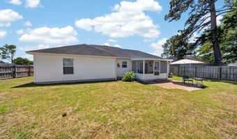 106 OKLAHOMA Cir, Adel, GA 31620