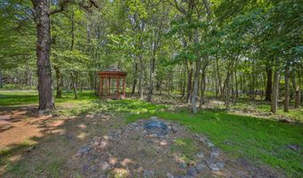 179 Chippewa Trl, Albrightsville, PA 18210