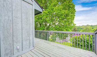 5097 Vantage Point Rd B 2, Avon, IN 46123