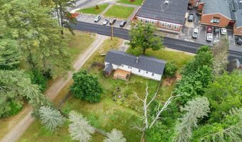 10 Pine St, Alton, NH 03809
