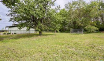 29594 472nd Ave, Beresford, SD 57004