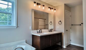 360 Rainbow Ln, Asbury, WV 24916