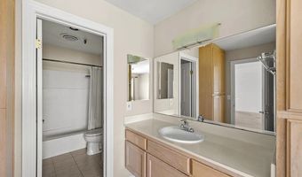 3991 Crown Point Dr P13, San Diego, CA 92109