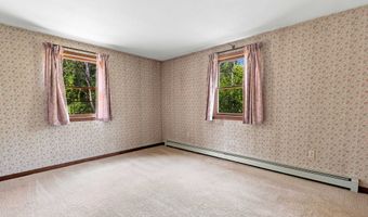 8 Bean Hill Rd, Belmont, NH 03220