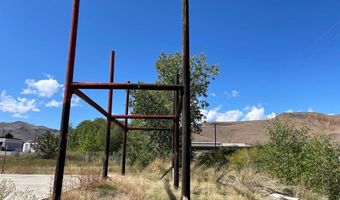 411 N Hwy 93, Challis, ID 83226