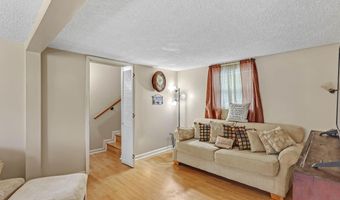 958 W Hunt Rd, Alcoa, TN 37701
