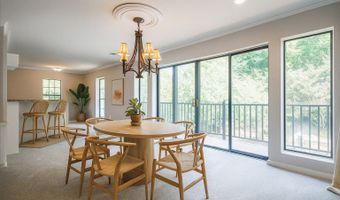 26202 Plantation Dr NE 202, Atlanta, GA 30324