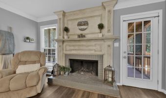 1021 INDEPENDENCE Ct, Alabaster, AL 35007