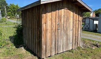 127 Calhoun St, Alderson, WV 24910