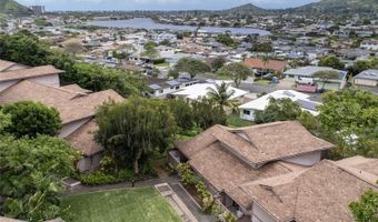 1111 Akipohe St 13B, Kailua, HI 96734