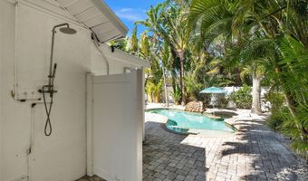 155 CRESCENT Dr, Anna Maria, FL 34216