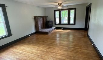 14 Wheelwright Rd, Barre, MA 01005