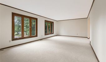 13789 Holyoke Ln, Apple Valley, MN 55124