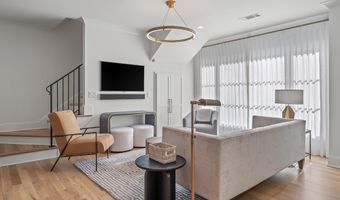140 Meadowview Rd, Athens, GA 30606