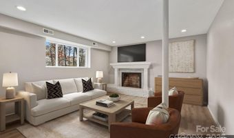 47 Pensacola Ave, Arden, NC 28704