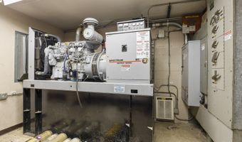 27 W530 High Lake Ave, Winfield, IL 60190