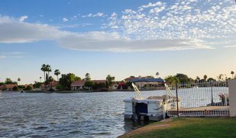 11041 W CRIMSON Ln, Avondale, AZ 85392