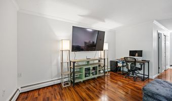 7 Sutton Pl 7, Bloomfield, CT 06002