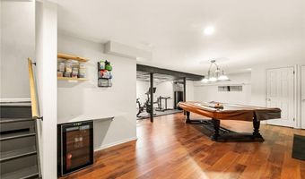 2230 Greenwood Rd, Allentown, PA 18103