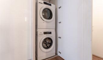 987 Queen St 2308, Honolulu, HI 96814