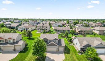 1519 NE Williamsburg Dr, Ankeny, IA 50021