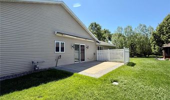 2733 Campus Ln, Albert Lea, MN 56007