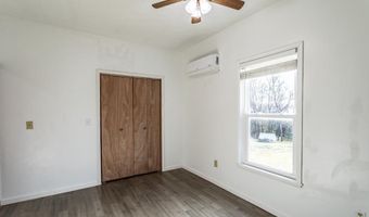 408 HAWKS NEST Dr, Baker, WV 26801