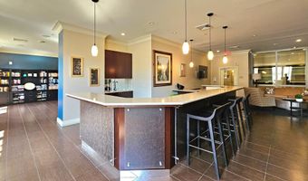 2451 MIDTOWN Ave 219, Alexandria, VA 22303