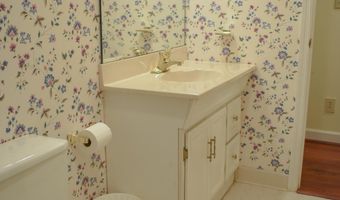 4 Healthy Pine Rd, Camden, SC 29020