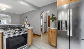 96 Amherstdale Rd, Amherst, NY 14226