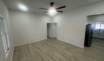 523 W South St, Bloomfield, IN 47424