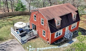 89 Narrow Ln, Charlestown, RI 02813