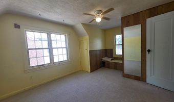 15282 Regina Ave, Allen Park, MI 48101