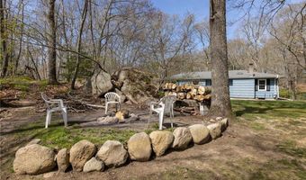 13 Pigeon Hill Cv, Hopkinton, RI 02808