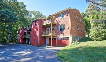 1109 Waterbury Rd APT 1A, Cheshire, CT 06410