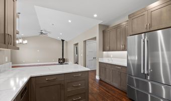 639 Three Eagle Ln, Bigfork, MT 59911