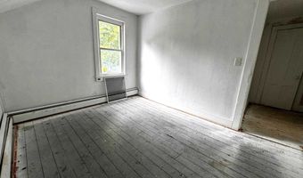 127 Dewey St, Bennington, VT 05201