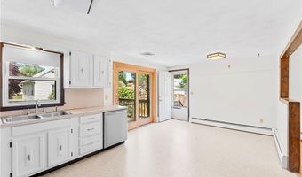 71 Plymouth St, Cranston, RI 02920