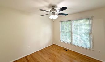 2438 S WALTER REED Dr S E, Arlington, VA 22206