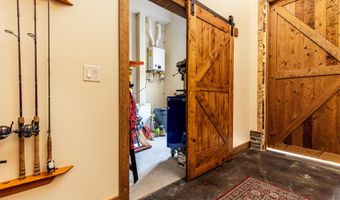 1905 N BEAVER Dr, Alta, WY 83414