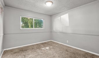3262 Camellia St, Anderson, CA 96007
