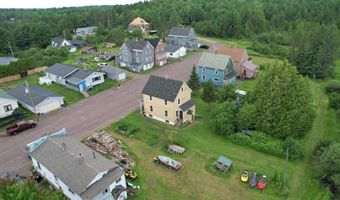 45 Senter St, Allouez, MI 49805