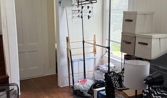 186 W Washington St, Bristol, CT 06010
